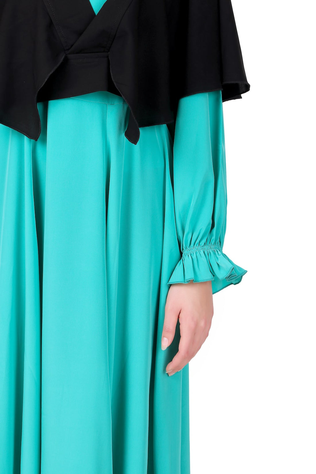 Frilled Removable Jacket With Flared Abaya